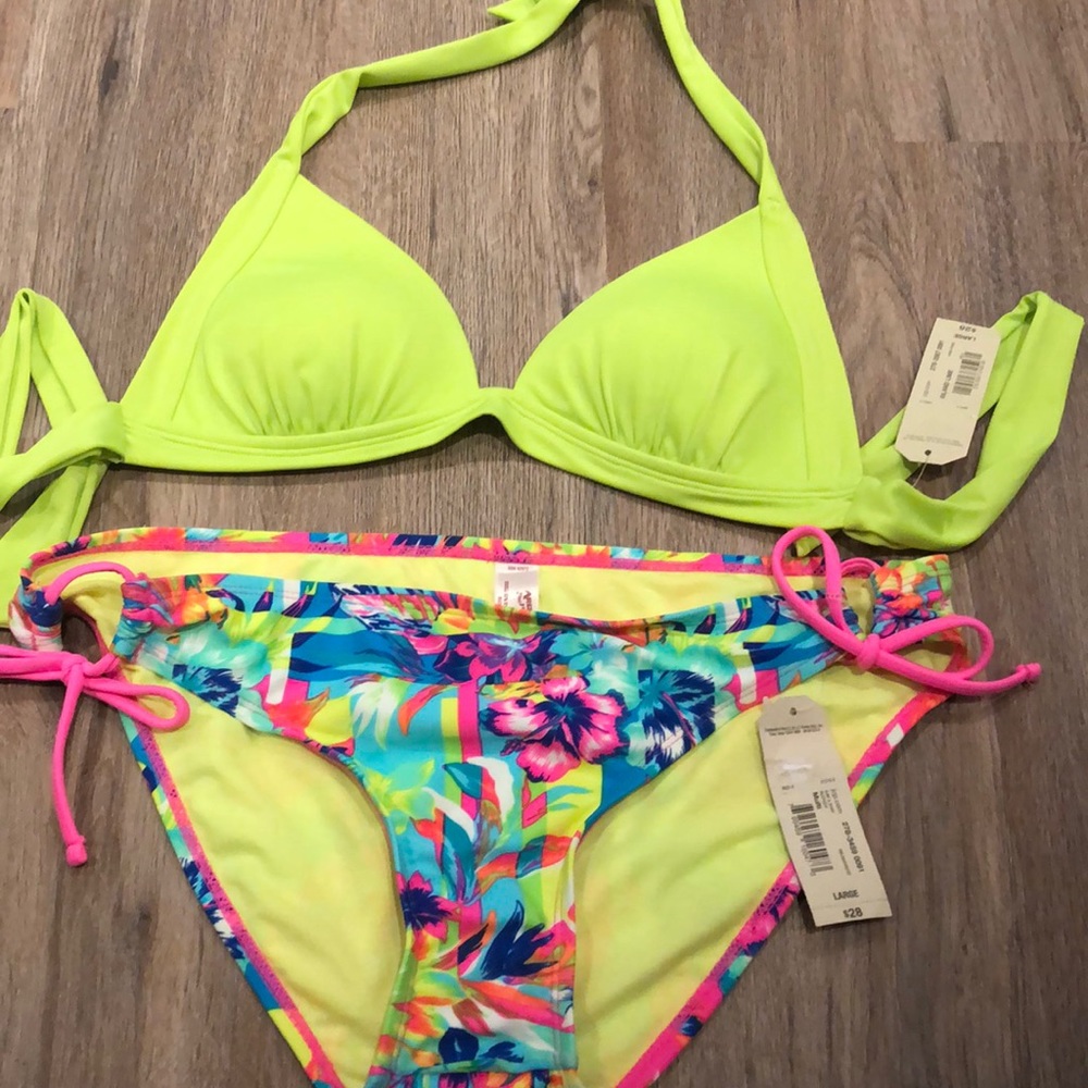 Bathing suit bottoms